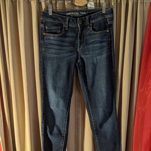 American eagle super skinny dark wash jeans size 2